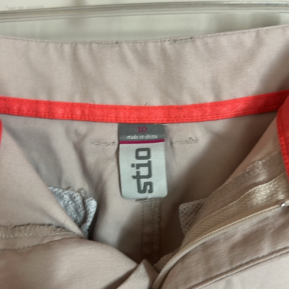 Stio women’s shorts - Picture 4 of 4